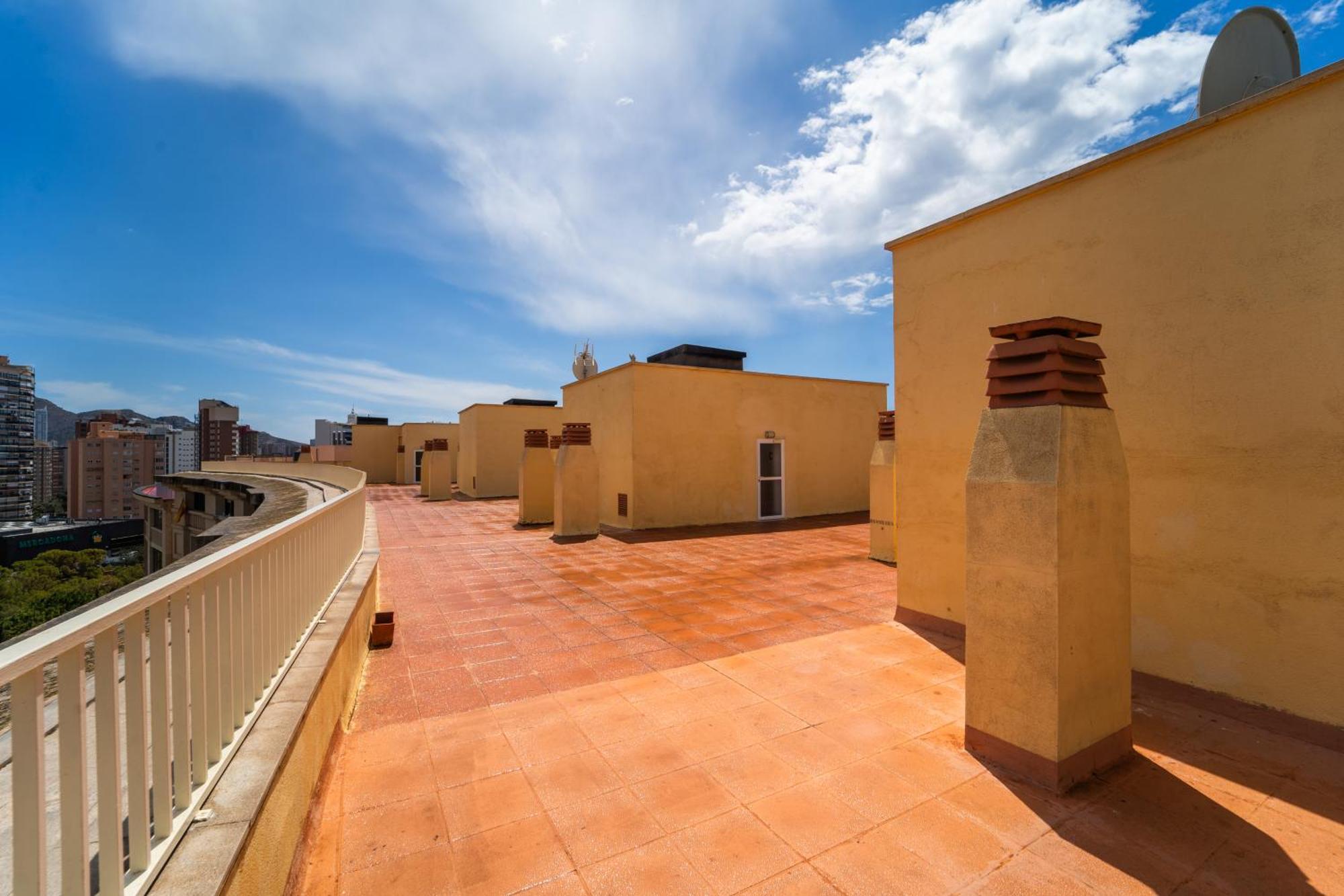 Apartamentos Anfiteatro Prime Benidorm Luaran gambar